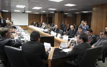 Depois De Mandar Proposta De Reforma Governo Instala Conselho Do Trabalho